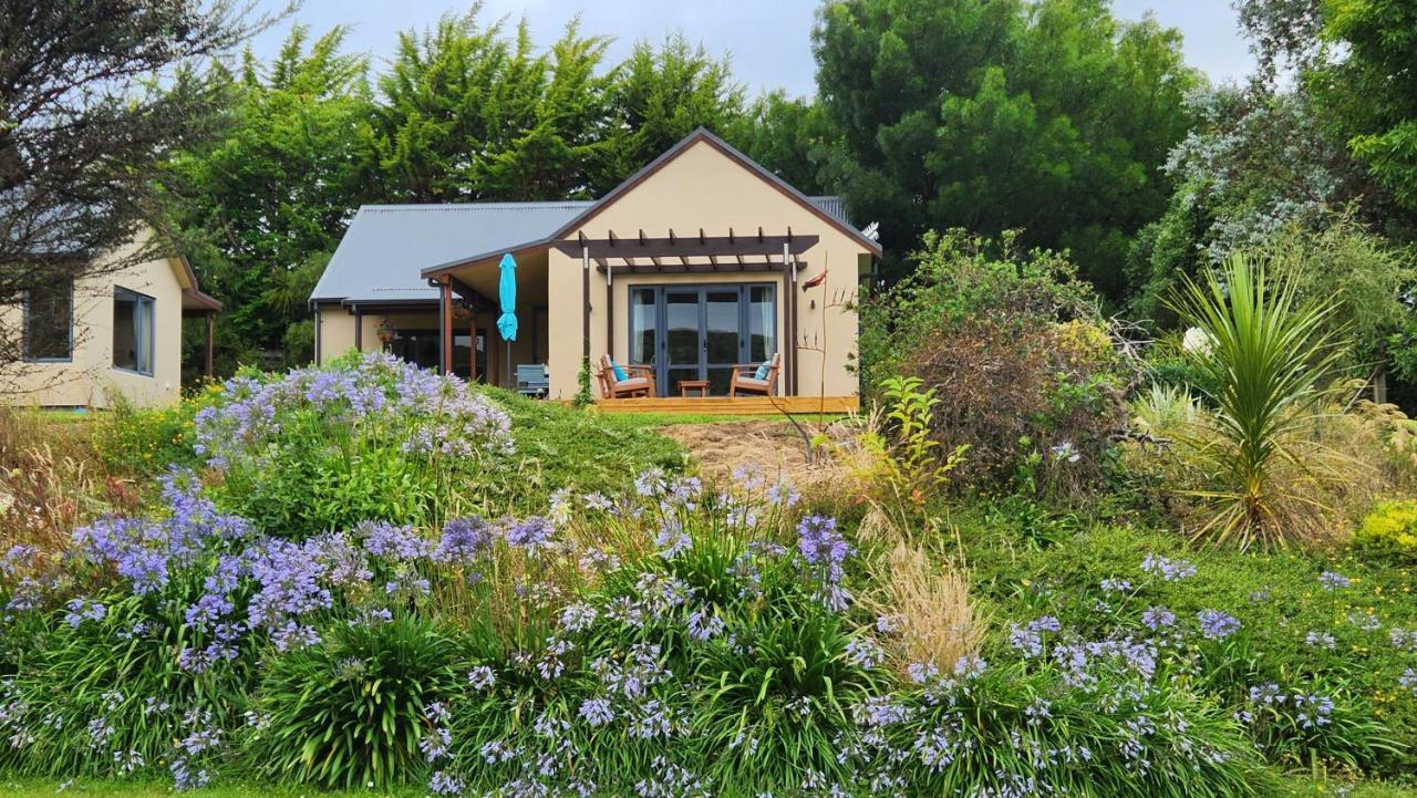Boutique Art Retreat Ξενοδοχείο Upper Hutt Εξωτερικό φωτογραφία